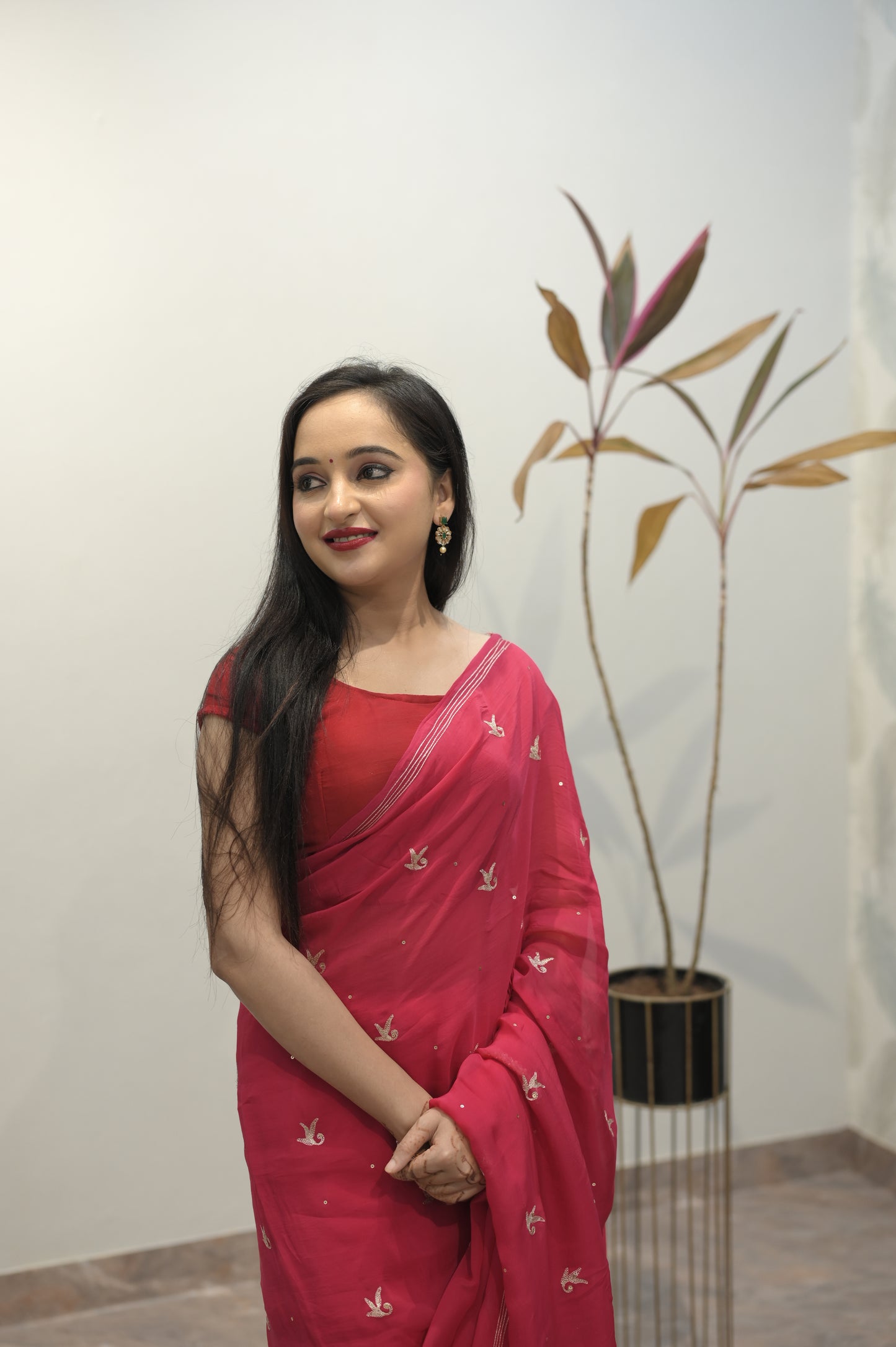 Rosé Charm Embroidered Saree