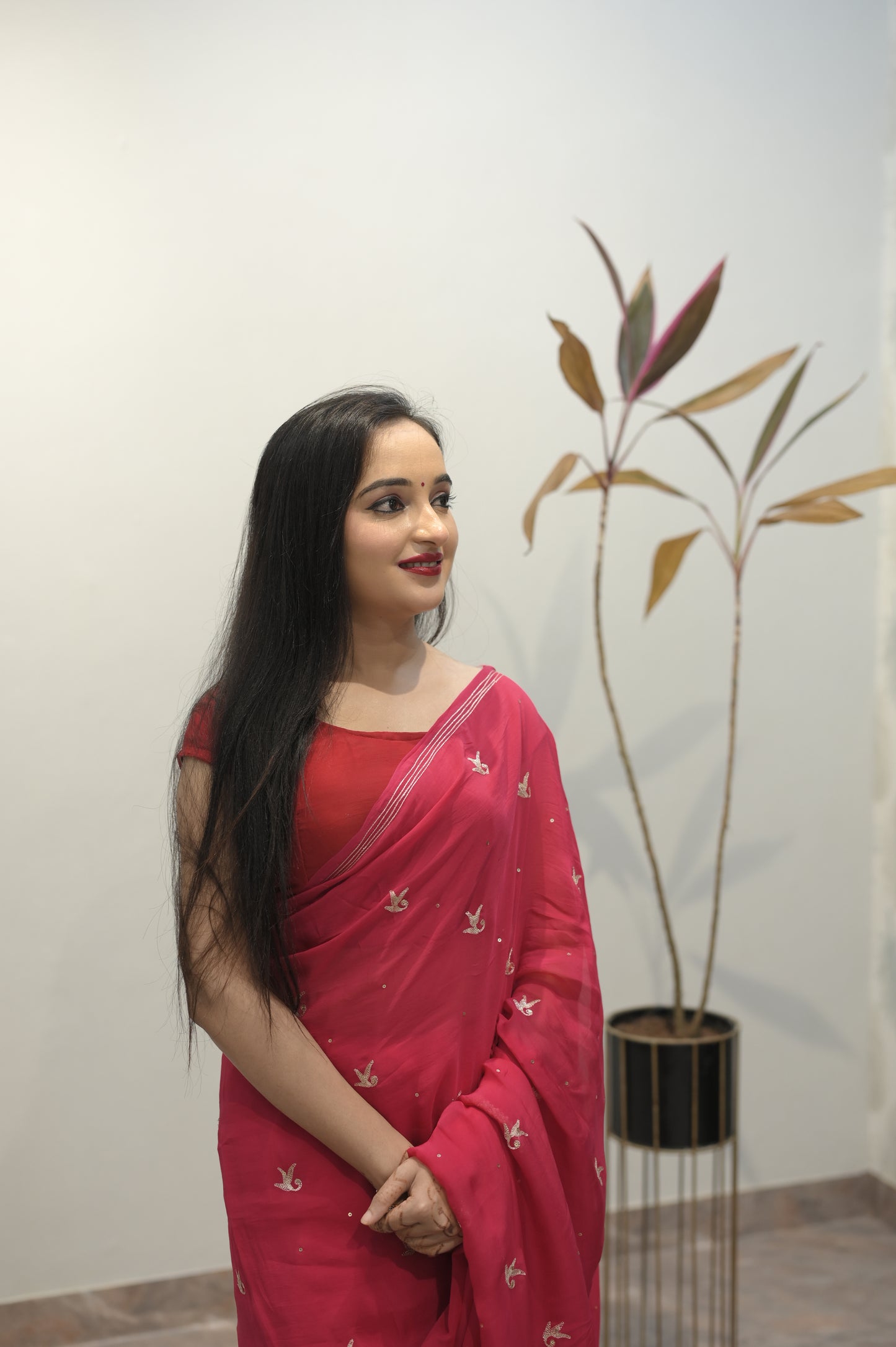 Rosé Charm Embroidered Saree