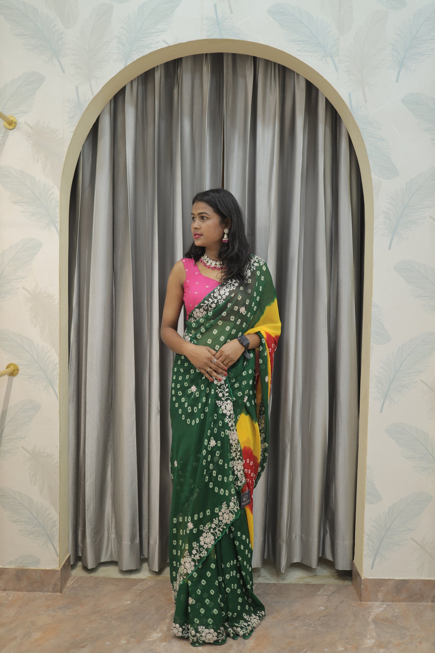 “Green Bandhani Saree with Embroidered Border” 💚✨