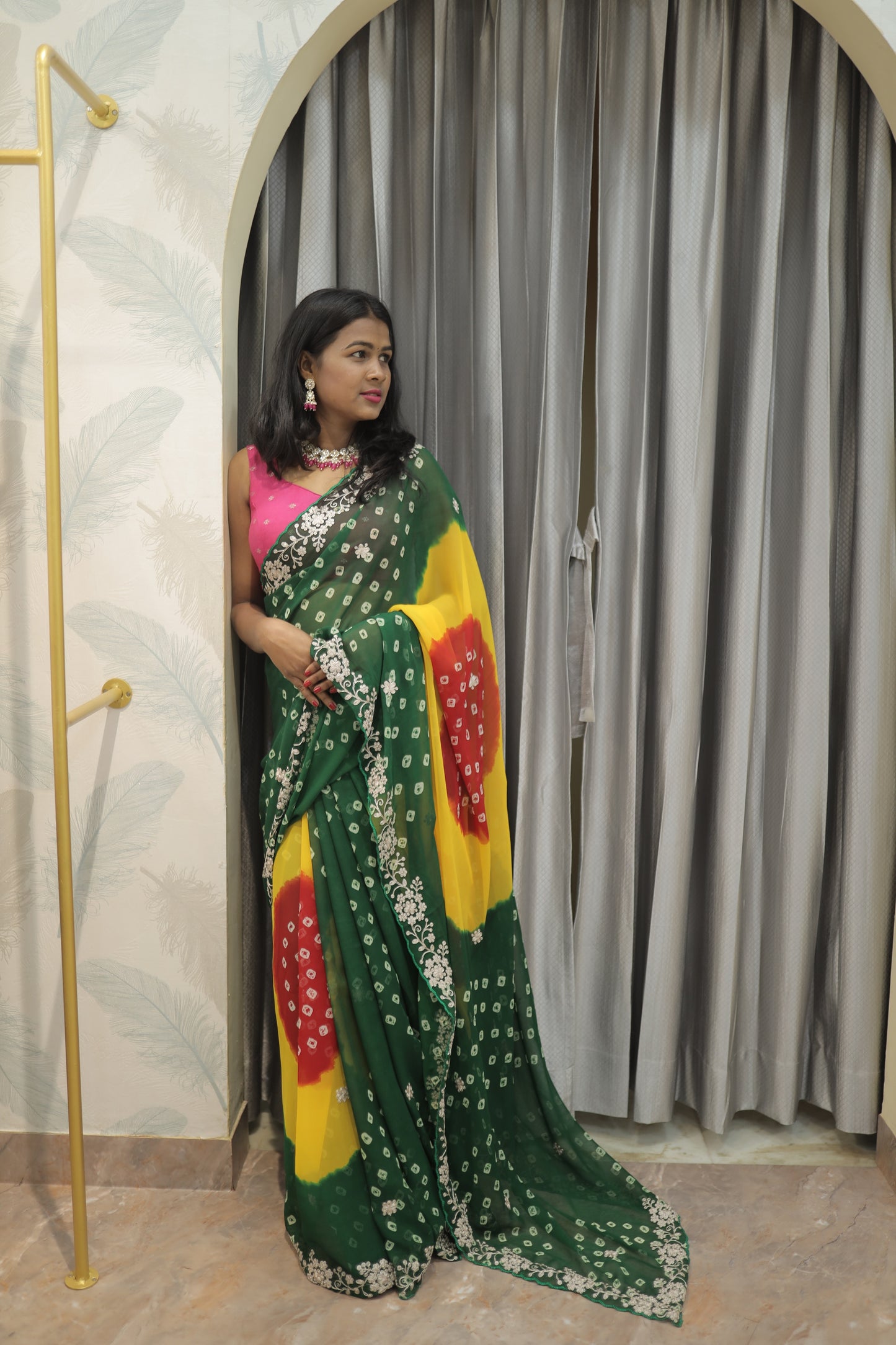 “Green Bandhani Saree with Embroidered Border” 💚✨