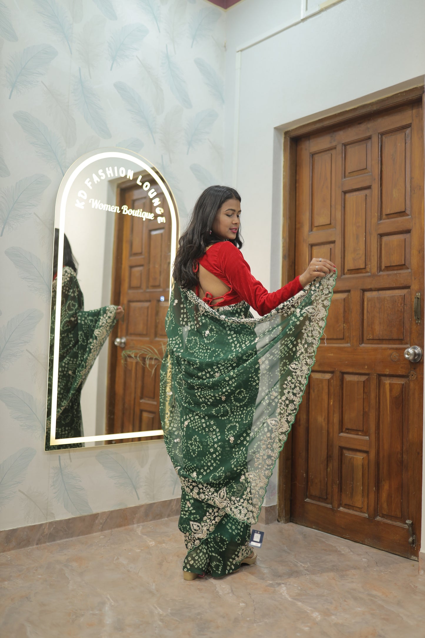 Green Bandhani Saree with Elegant Embroidered Border 💚✨